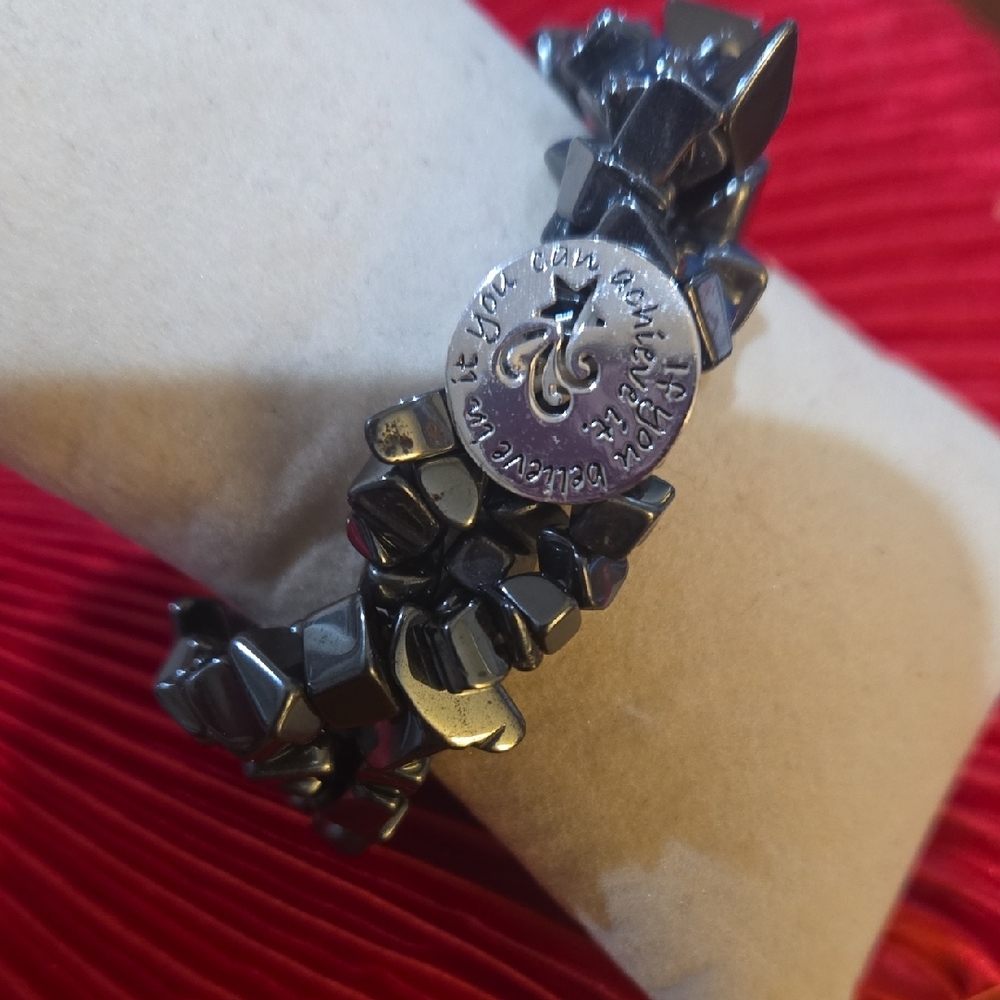 Chic Hematite Bracelet with Motivational Charm